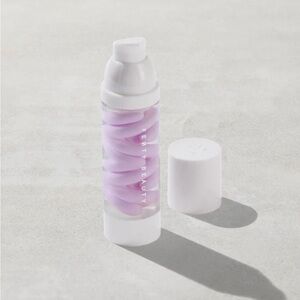 Fenty Beauty Hydrating + Plumping Grip Trip Primer